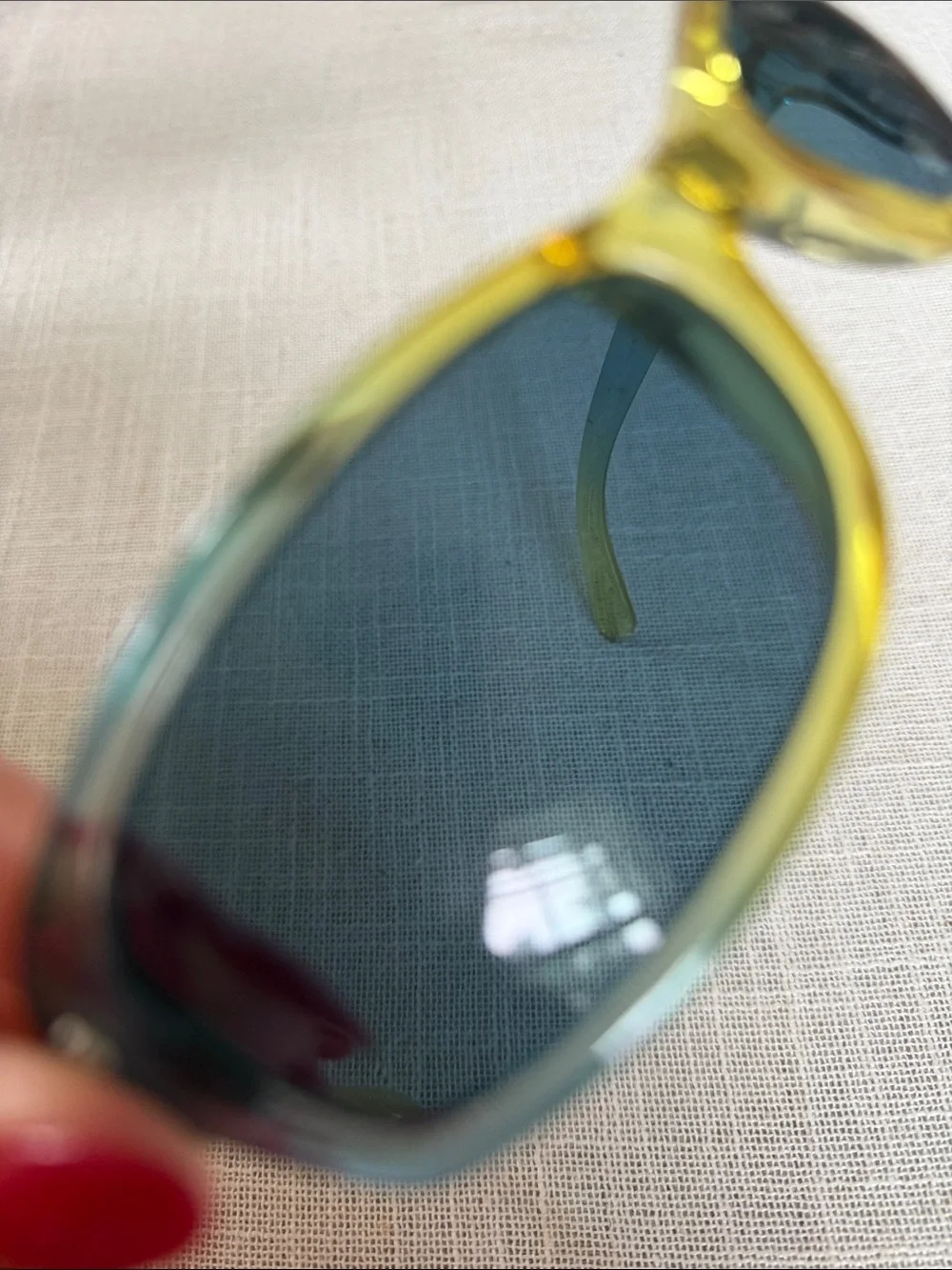 N/A stylish sunglasses